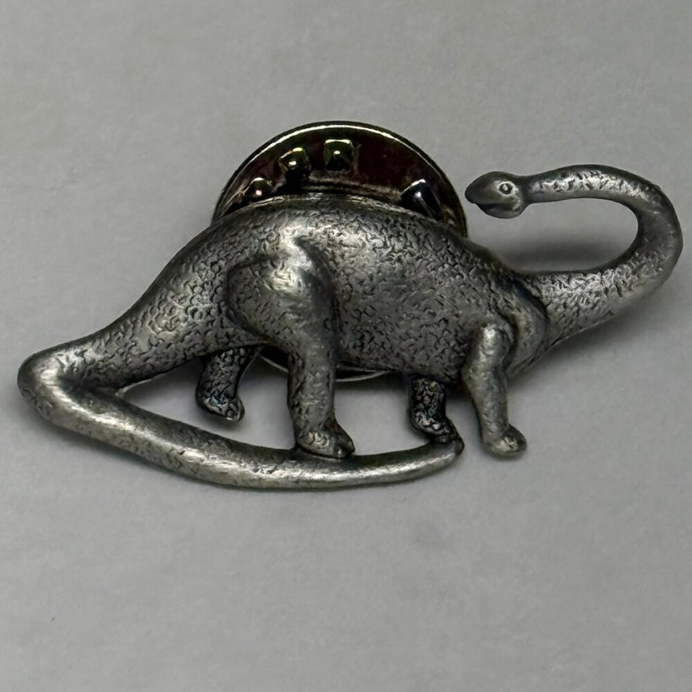 VINTAGE 1980's JJ Jonette Genuine Pewter Prehistoric Brontosaurus Pin - Rare